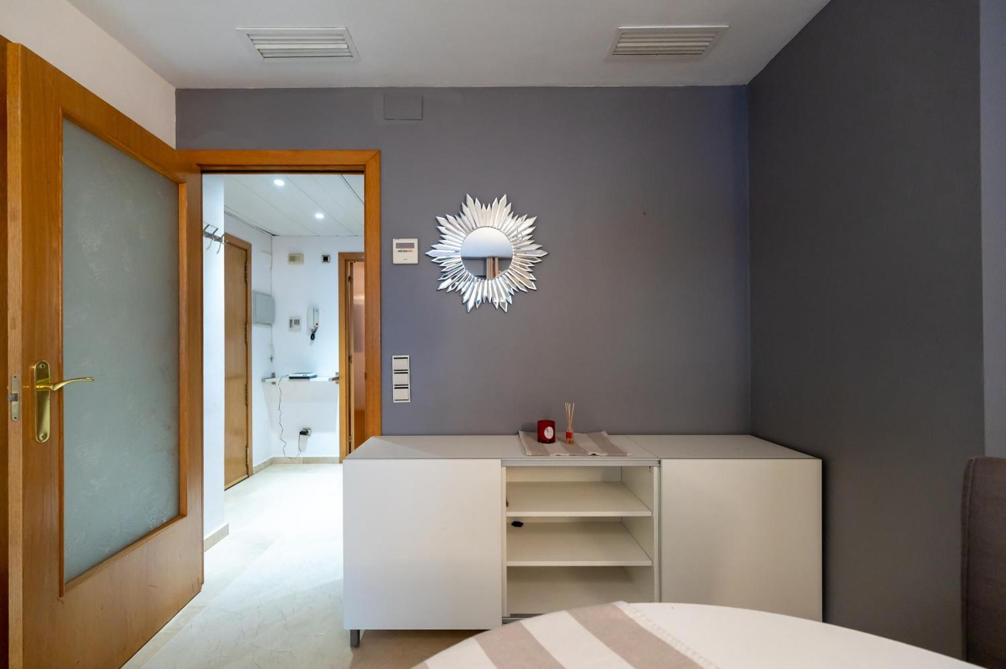 Comfy Downtown + Private Terrace Apartment Barcelona Exterior photo